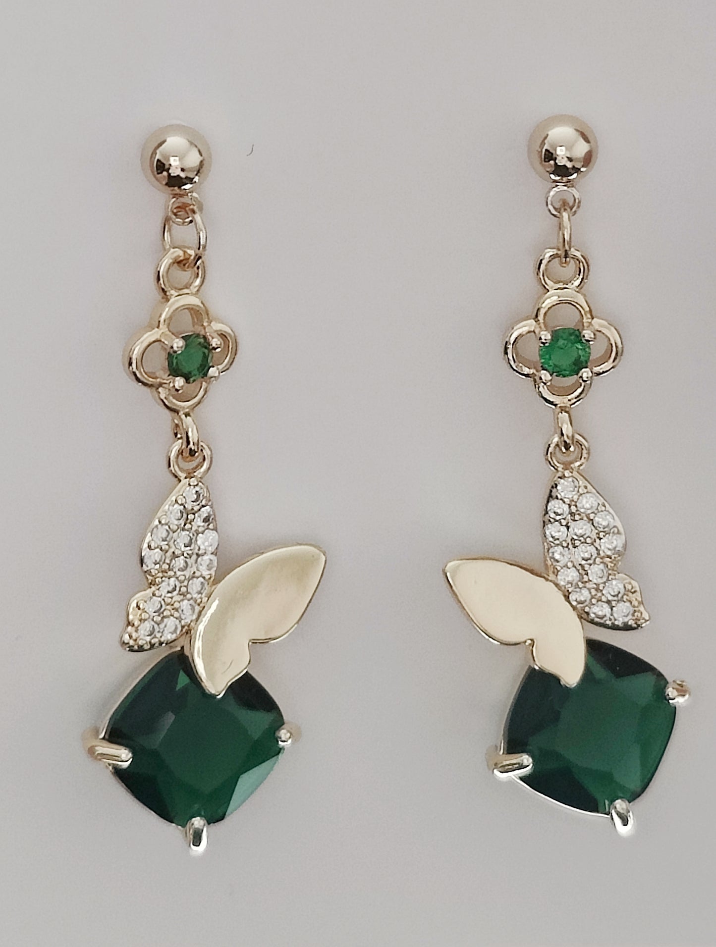 Butterfly and Square Green Zircon Pendants with Four Leaf Clover Stud Earrings