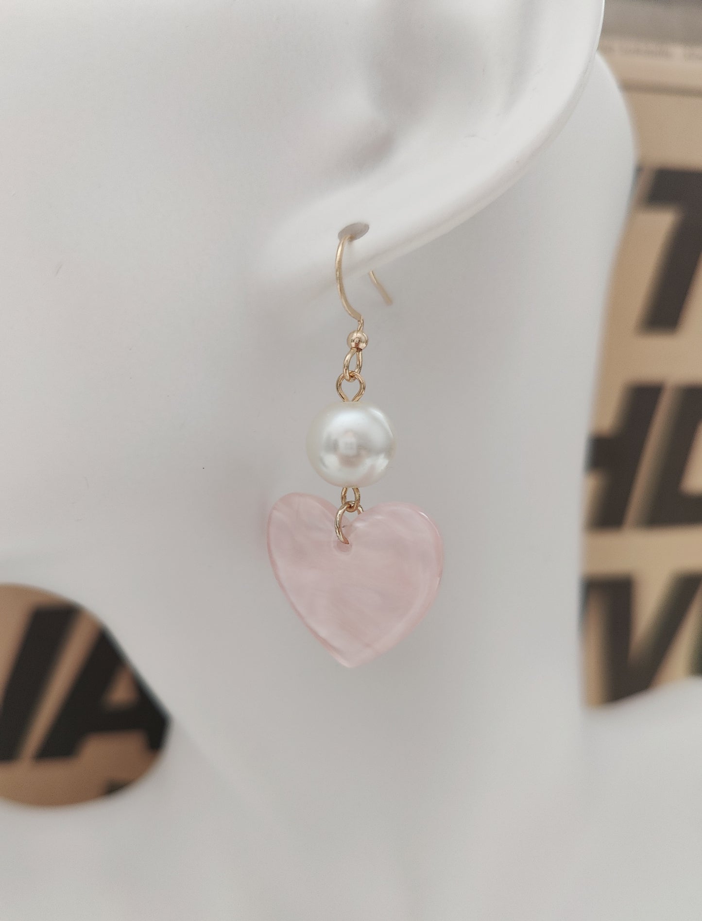 Pink Heart Shell-Pearl Earrings