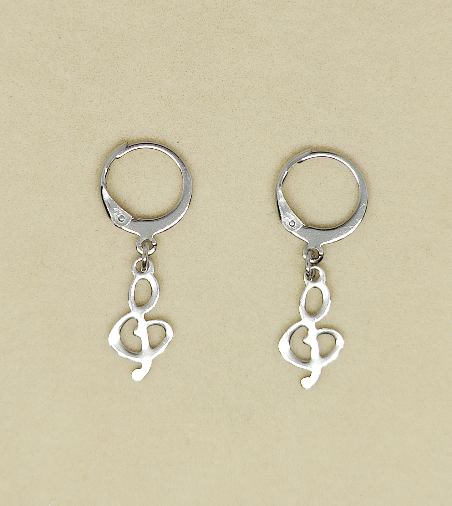 Round Ear Hooks with Musical-Note-Shaped Pendant