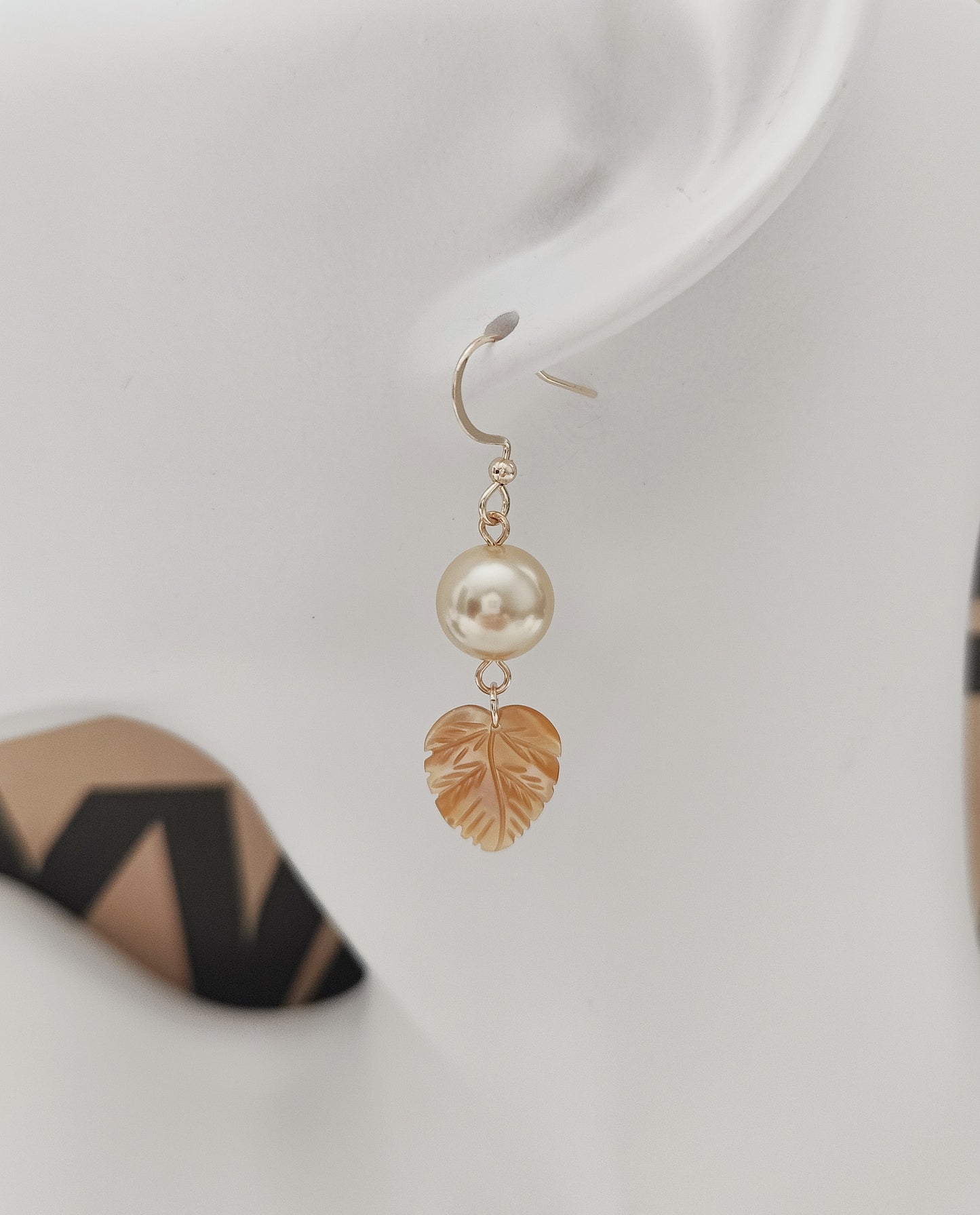 Golden Leaf Shell Pendant Pearl Earrings