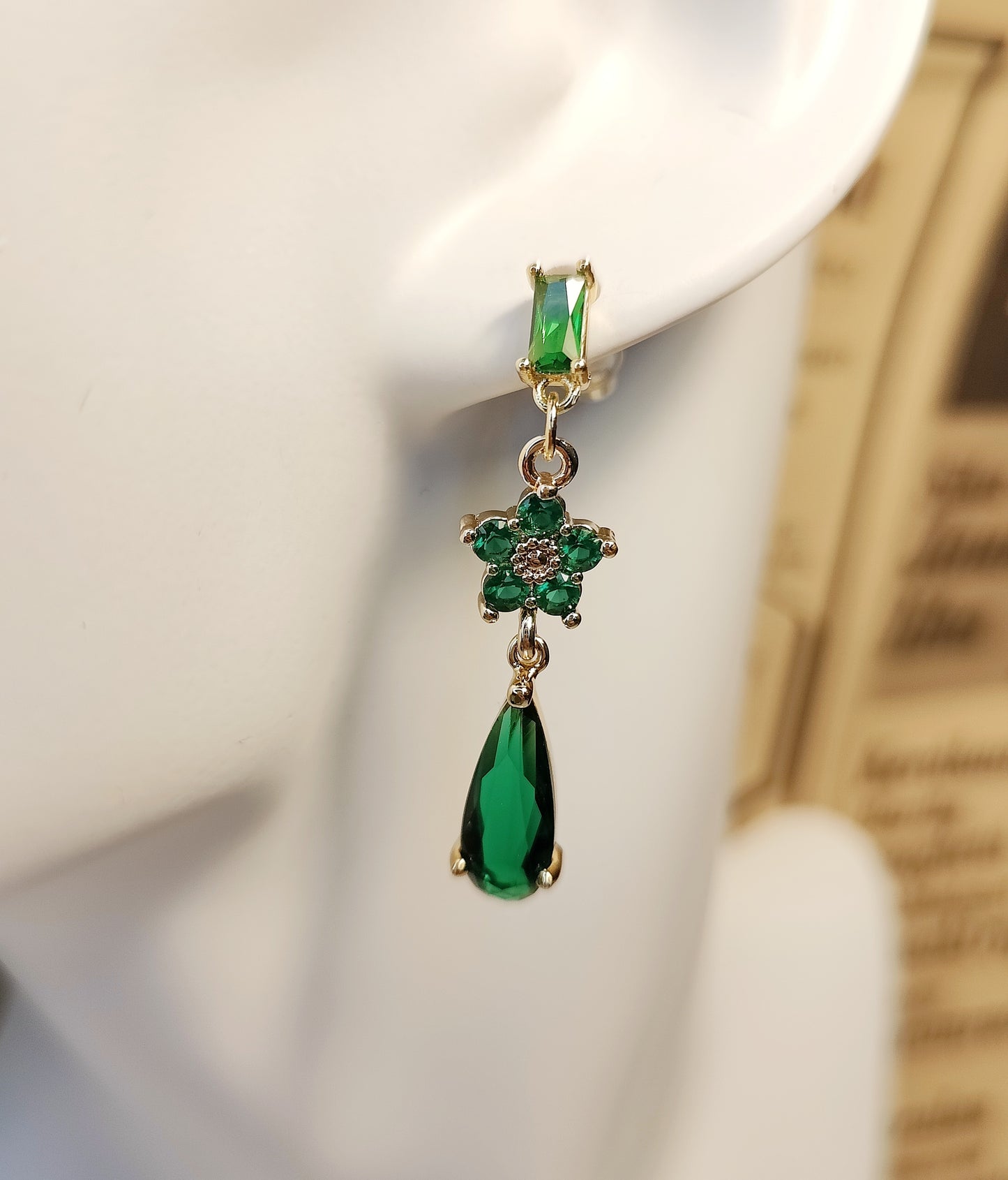 Flower and Water-Drop Pendant Stud Earrings Adorned with Green Zirconia