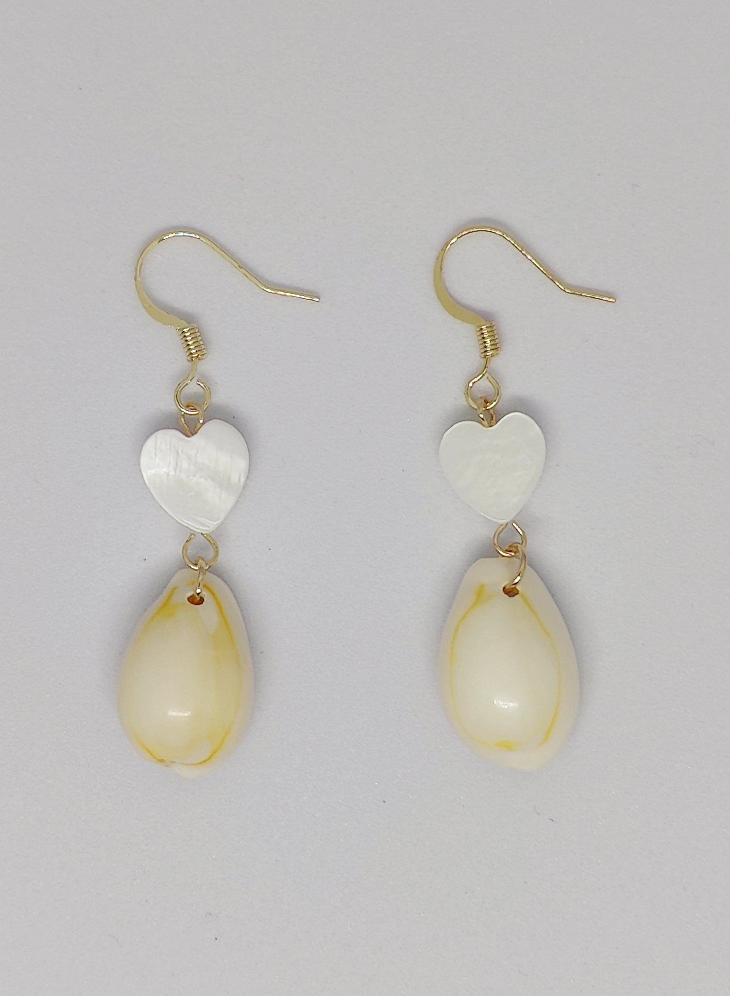 Ocean Heart Shell and Heart-Shaped Shell Pendant Earrings