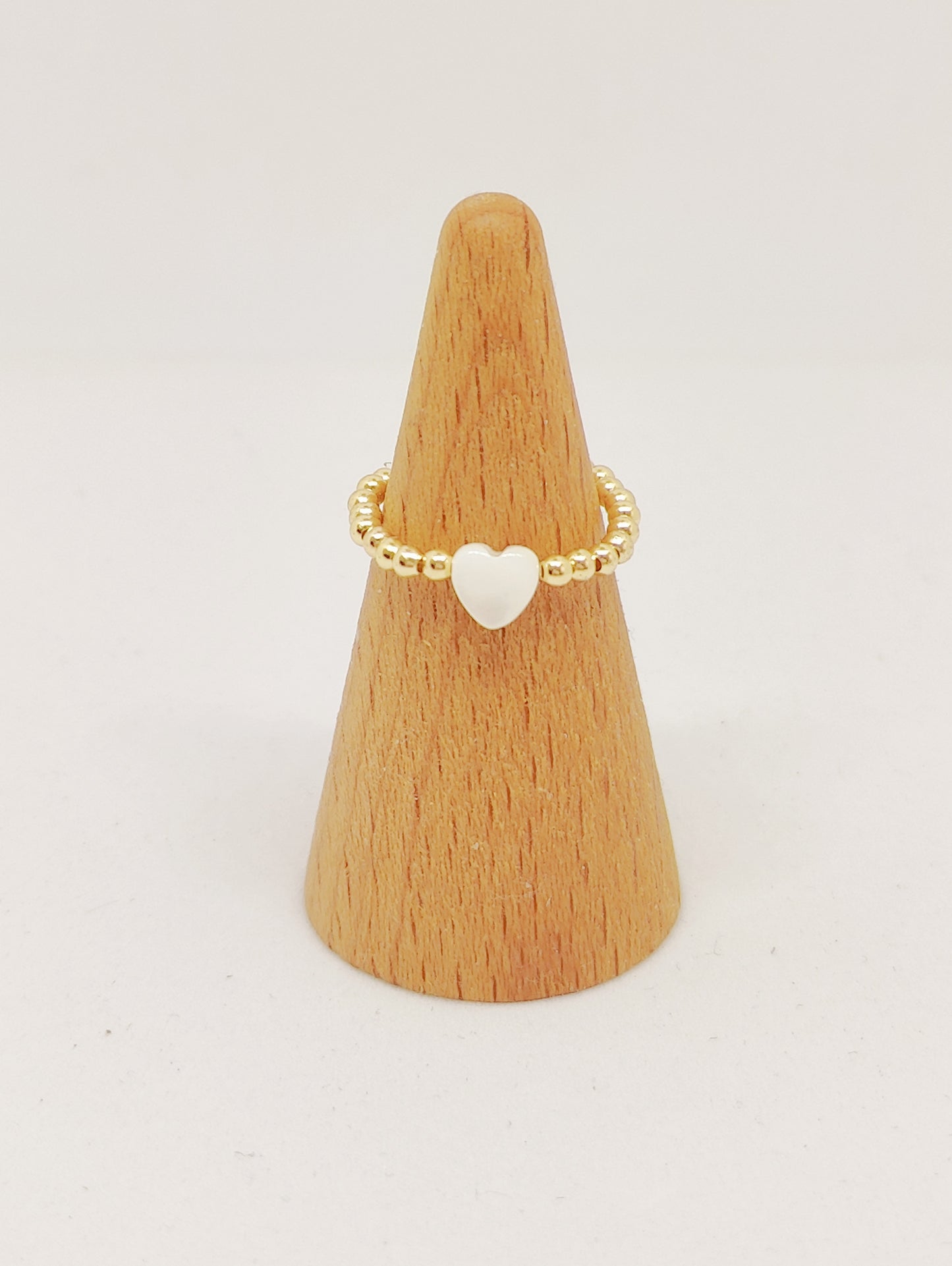 Heart-Shaped Shell and Gold-Plated Copper Bead Ring (Size 54-57)