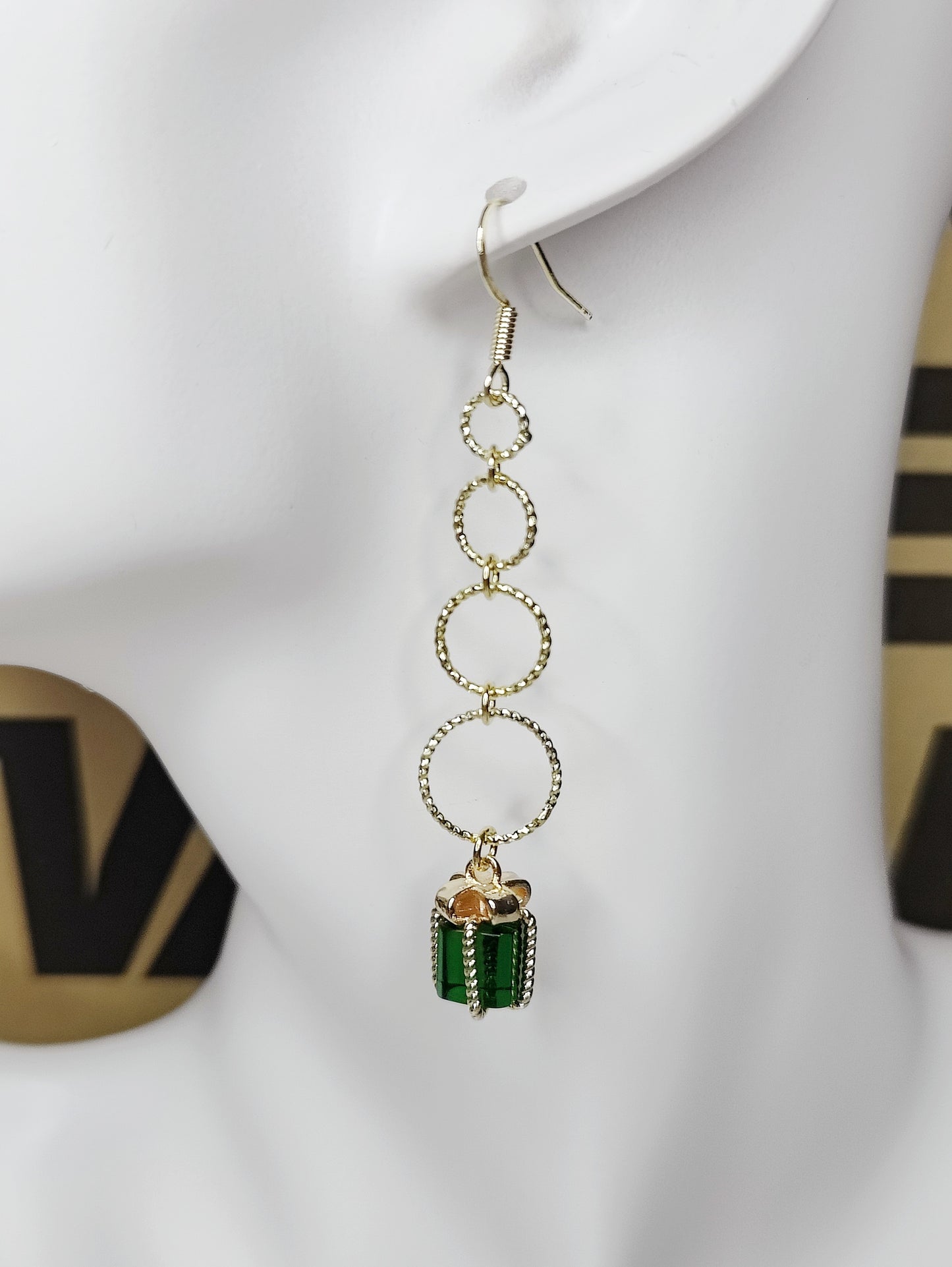 Emerald Gift Gradient Circle Earrings