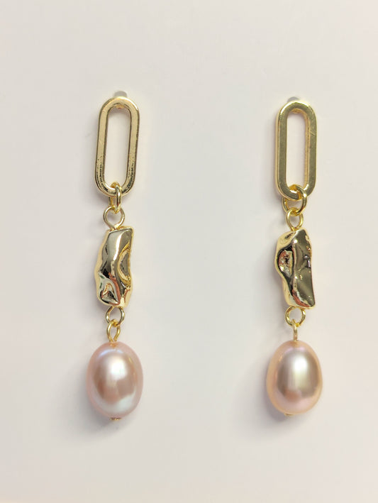 Lavender Whisper Pearl Studs