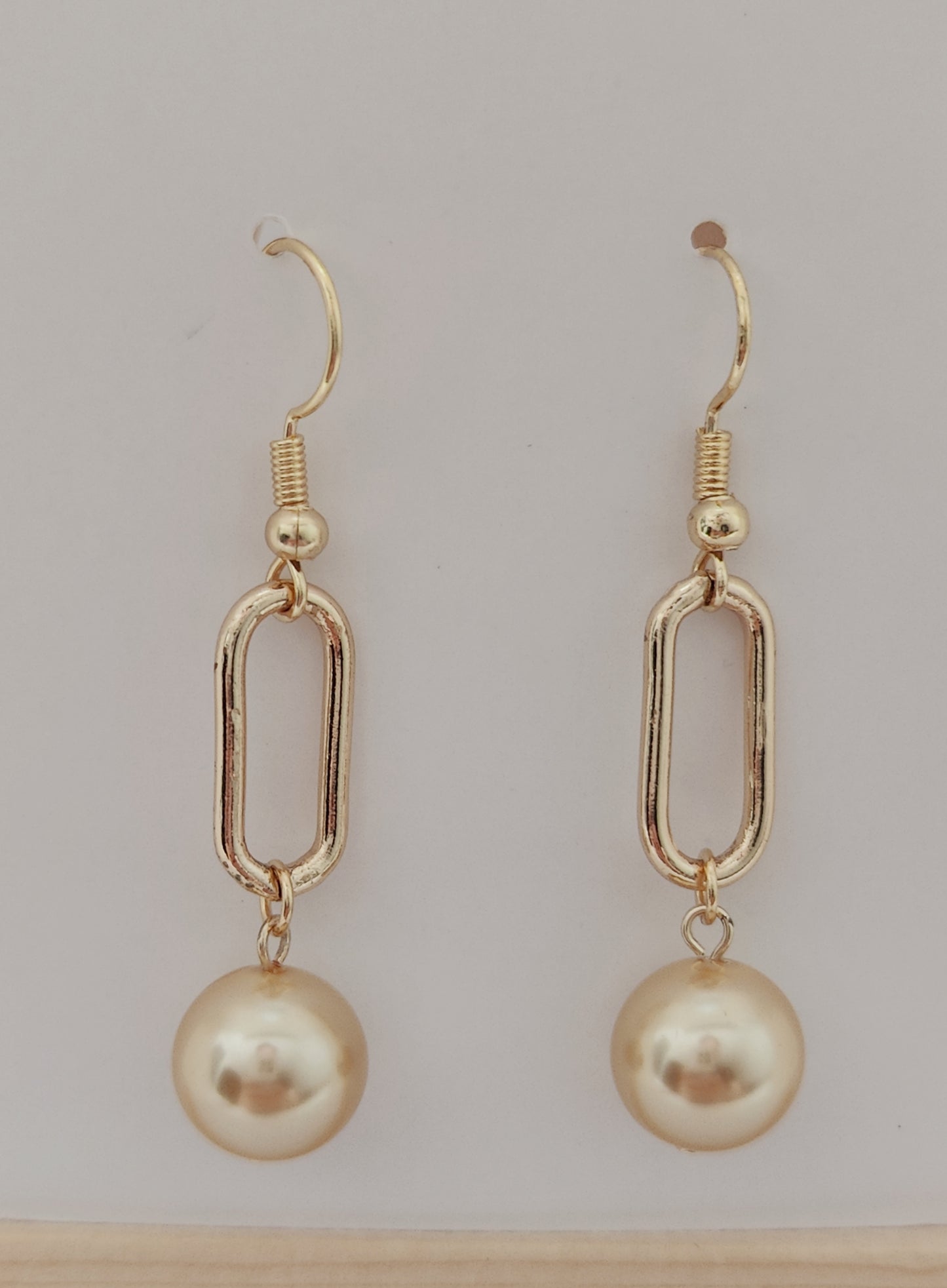 Gold-Color Glass Pearl Oval Hoop Earrings