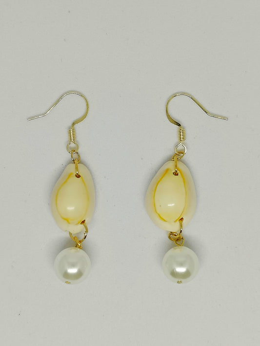 Oceanic Harmony Shell-Pearls and Shell Earrings