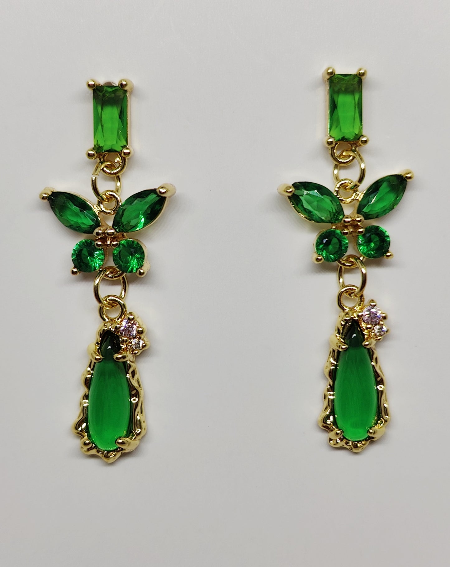 Butterfly and Water-Drop-Shaped Pendant Stud Earrings Adorned with Green Zircons