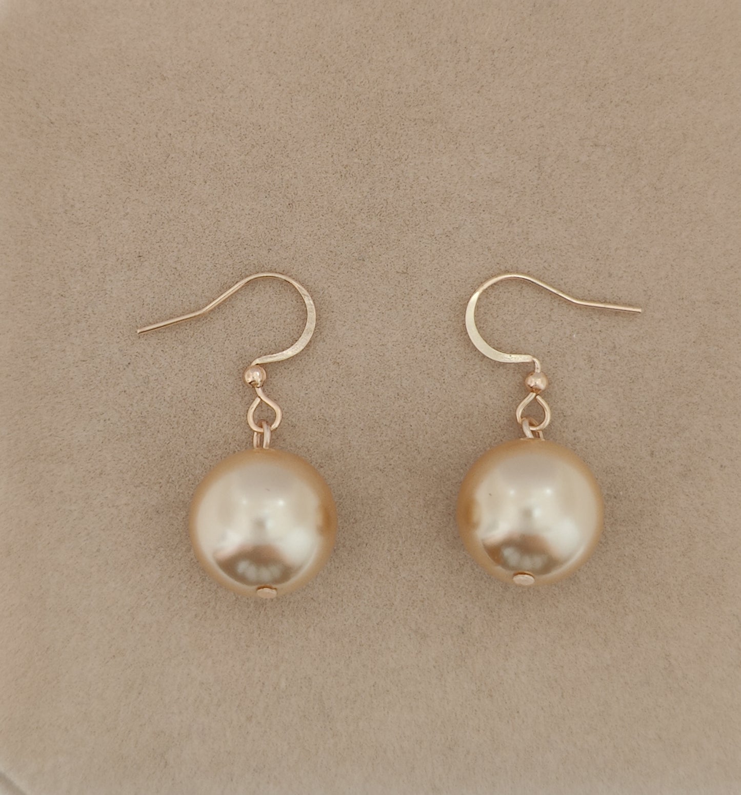 Golden Elegance Glass Pearl Earrings