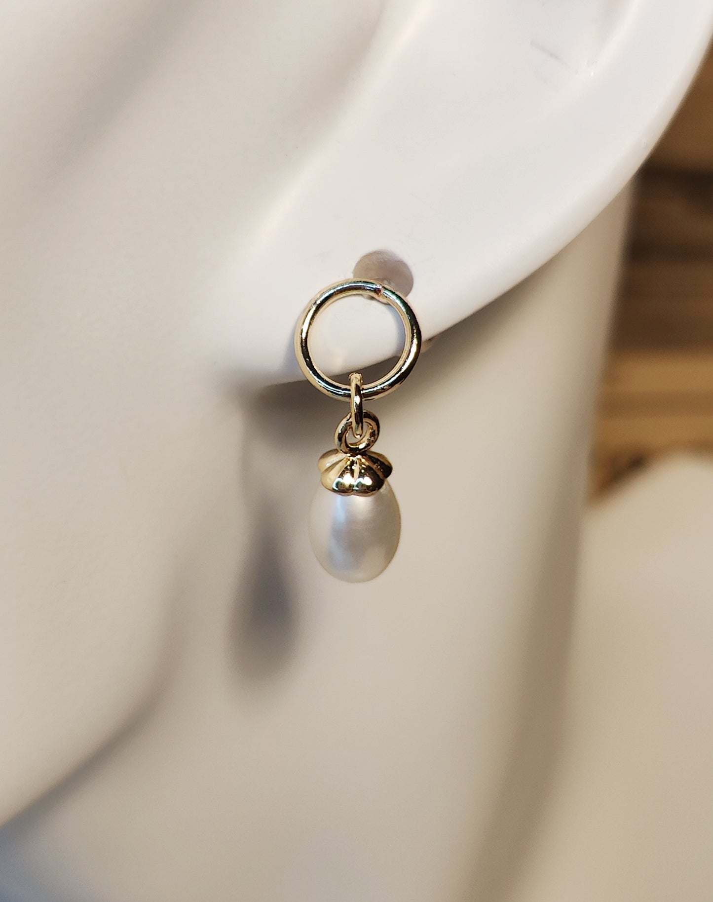 Classic Round Stud Earrings with Freshwater Pearls