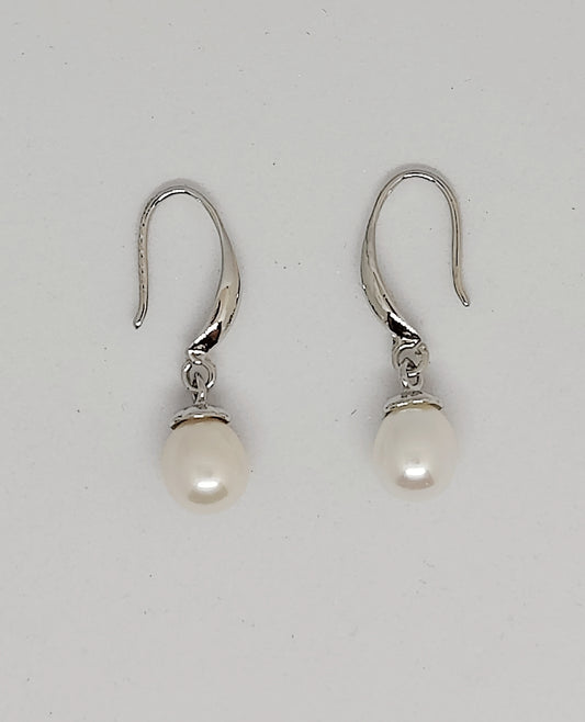 Classic Single Pearl French Ear Hook