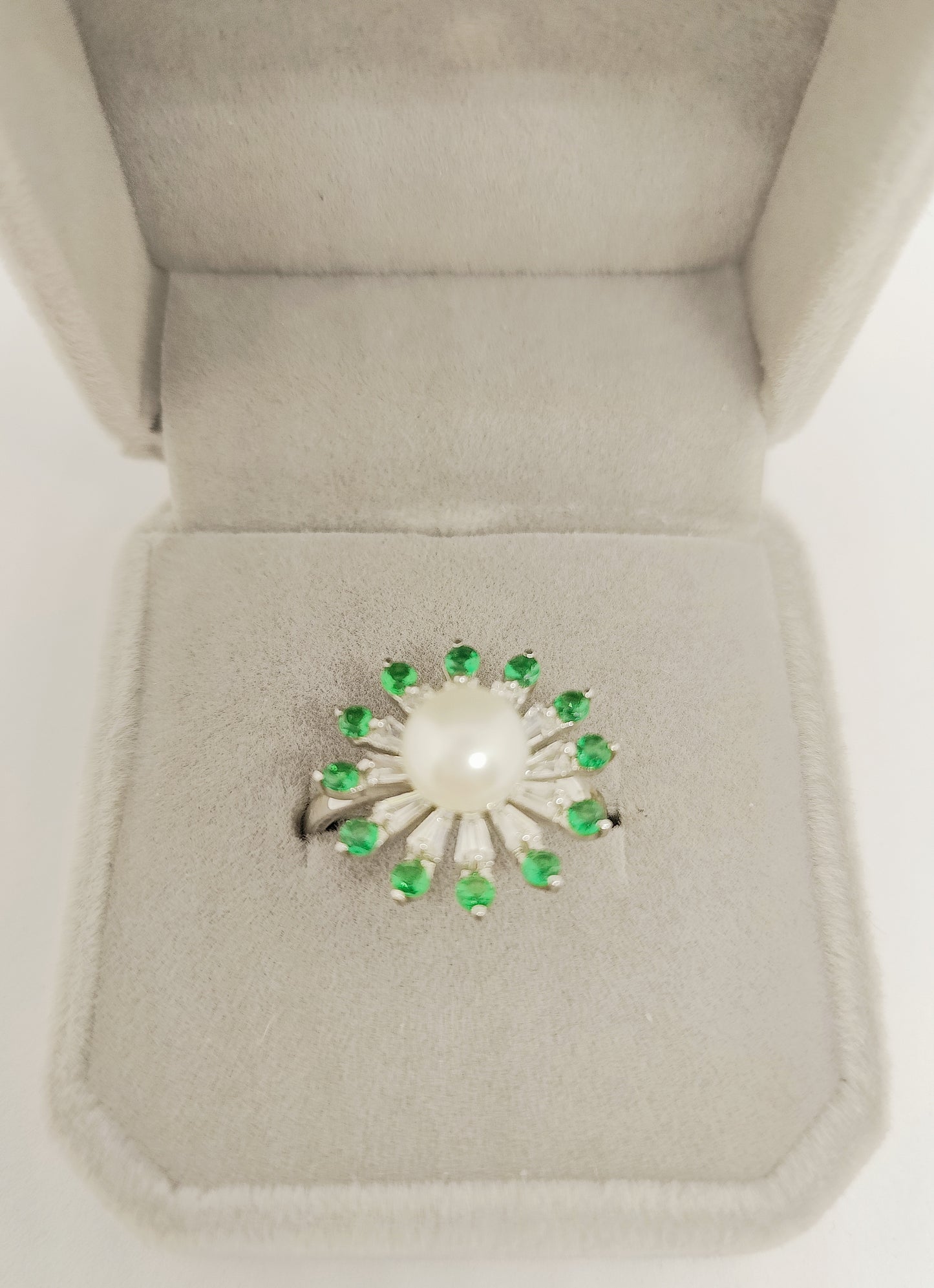 White-Gold-Plated Silver Ring with Green Zircon and Pearl(Size Adjustable)