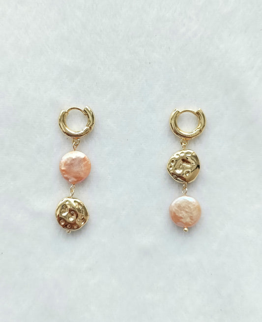 Rosy Delight Pearl Earrings