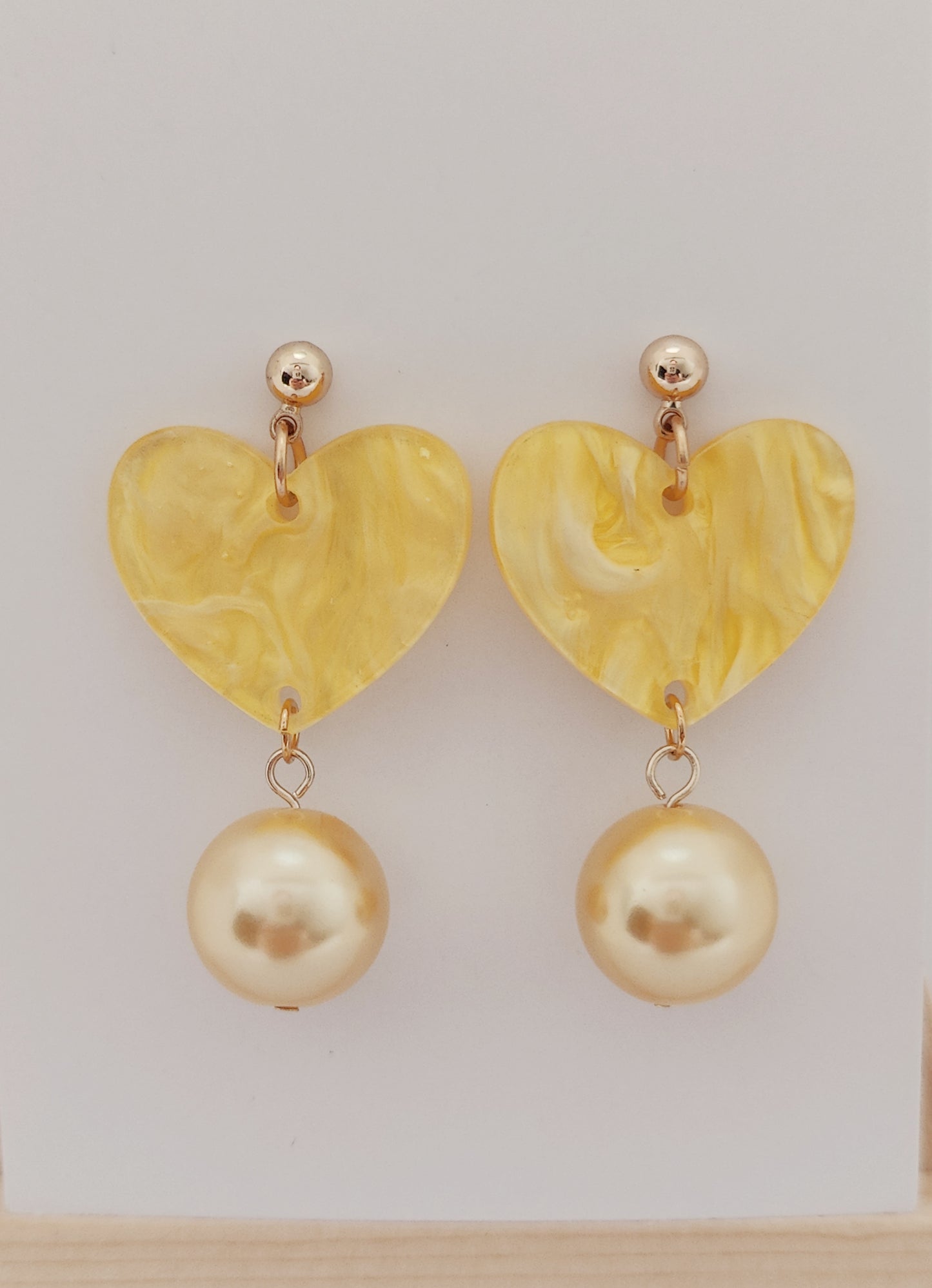 Yellow Acrylic Heart Pendant with Gold-Color Glass-Pearl Earrings