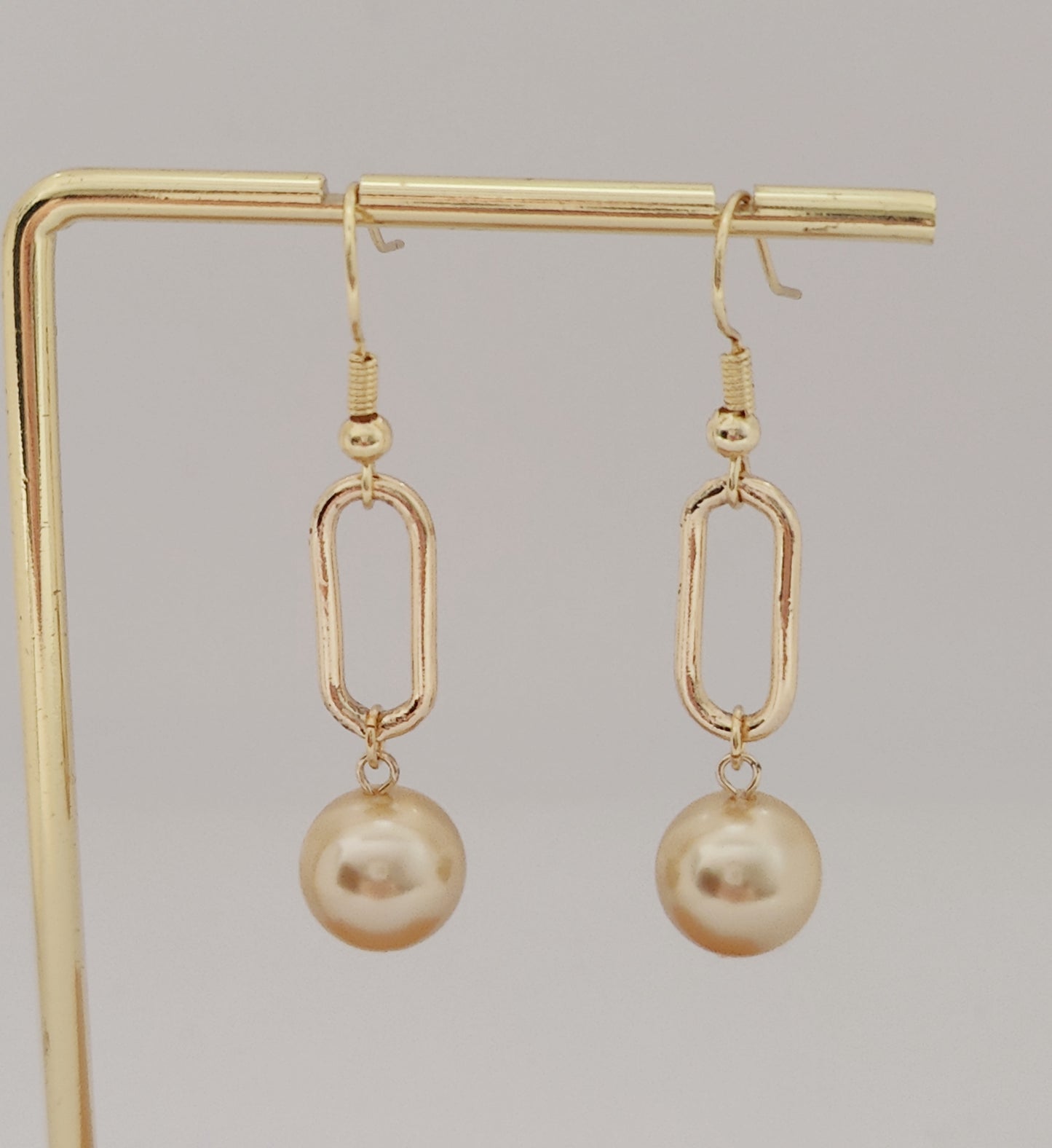 Gold-Color Glass Pearl Oval Hoop Earrings