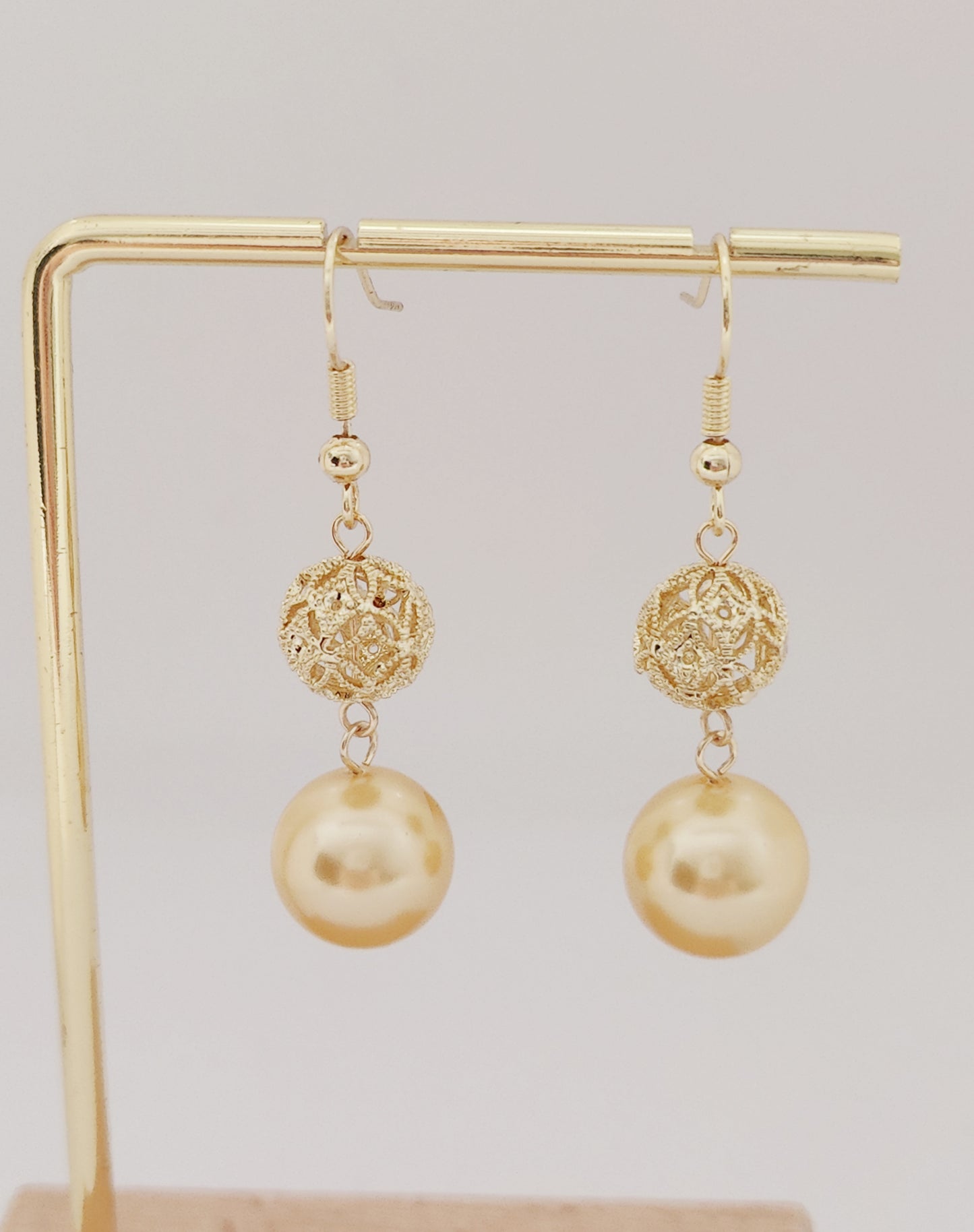 Retro Hollow Ball Glass Pearl Earrings