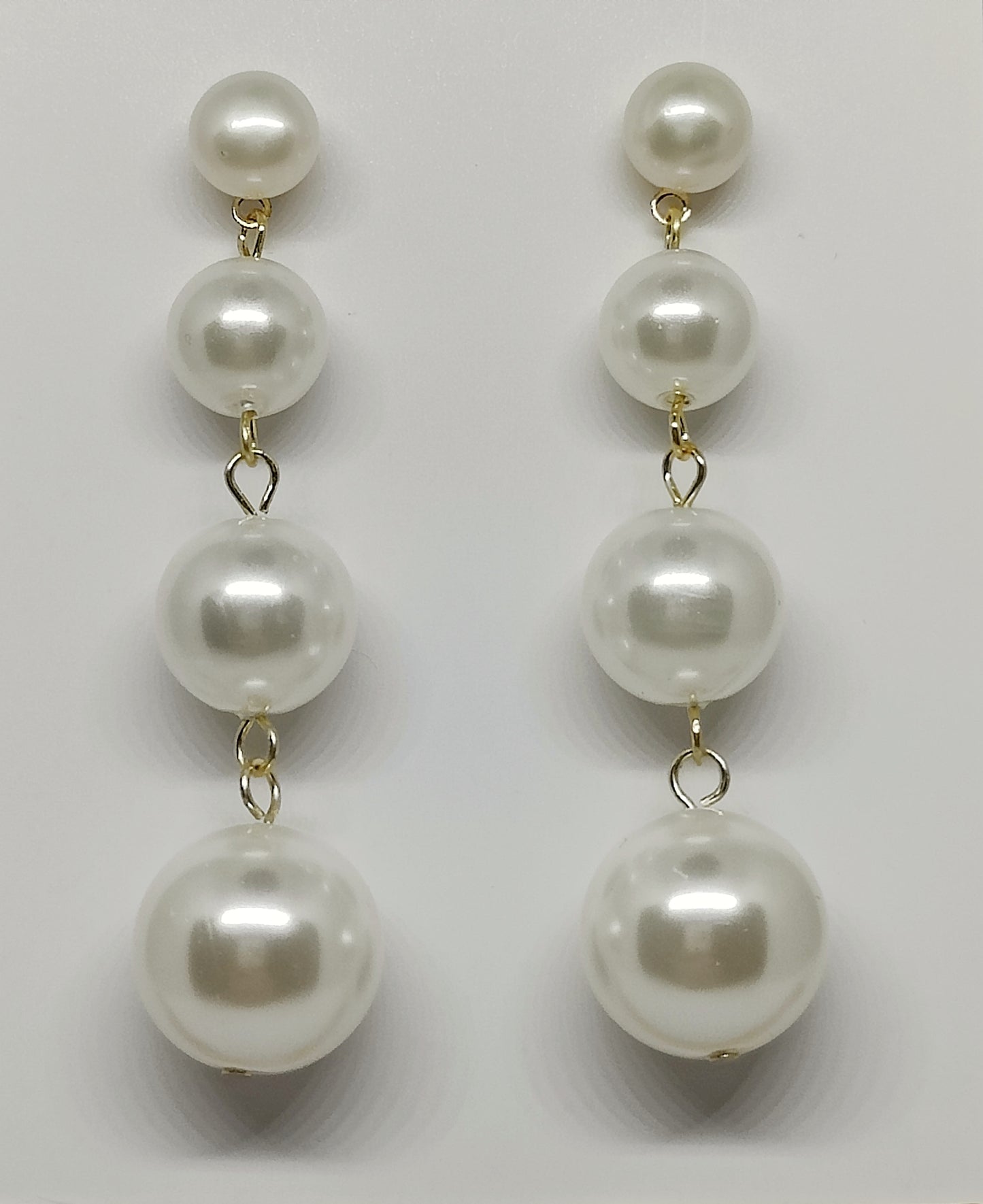 Freshwater Pearl Stud Earrings with Gradient Shell-Pearl Strand