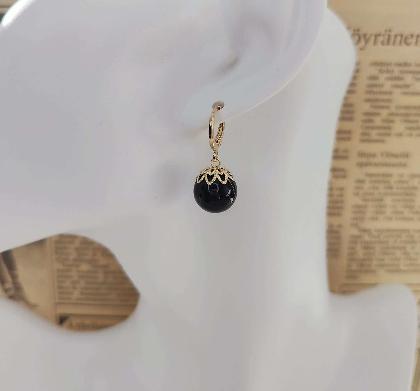 Single Obsidian Bead Earring with Clasp (Golden)