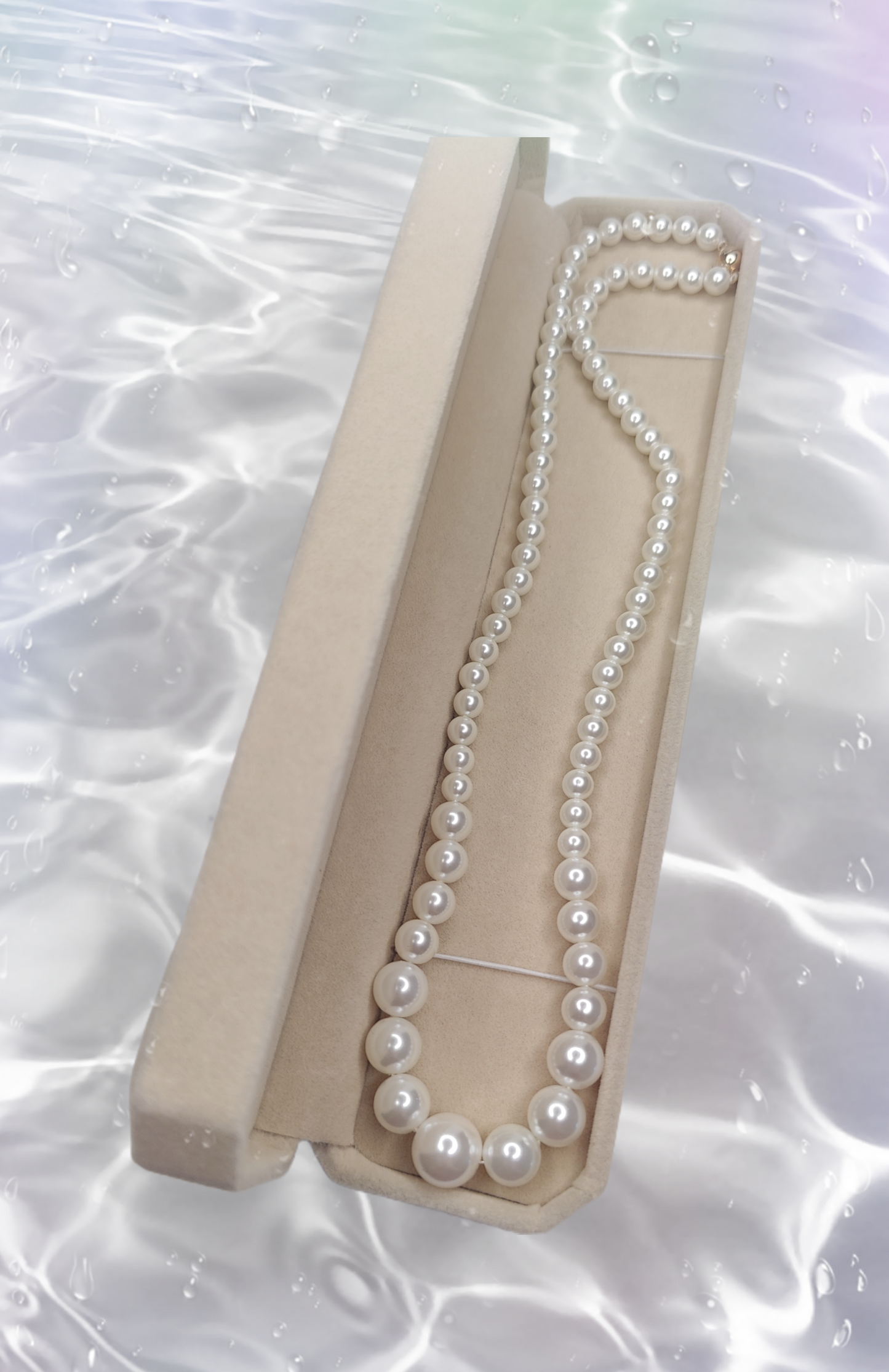 Gradient White Shell-Pearl Necklace with Magnetic Clasp (50cm)