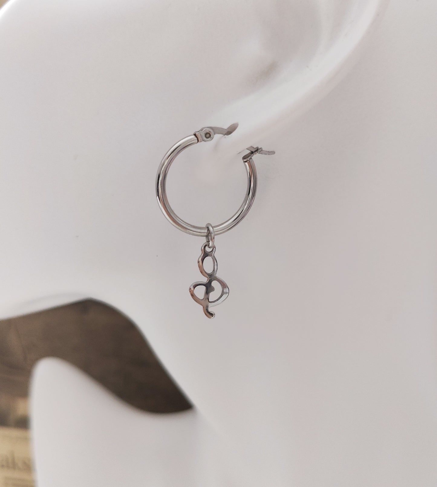 Big Round Earrings with Musical-Note-Shaped Pendant