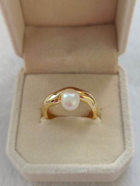 Pearl Drift Irregular Ring