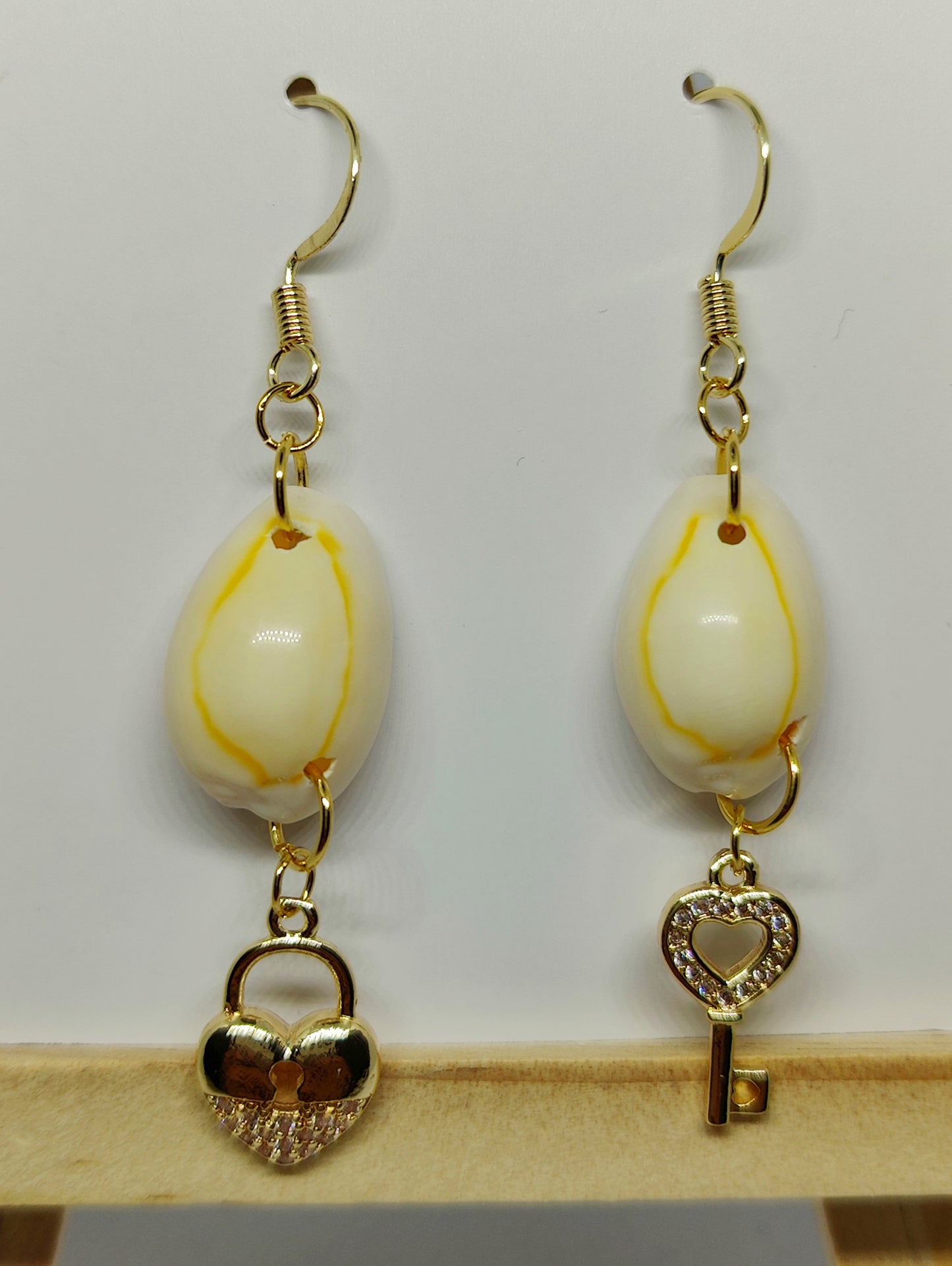 Eternal Love Shell and Zirconia Heart-Shaped Lock and Key Pendant Earrings