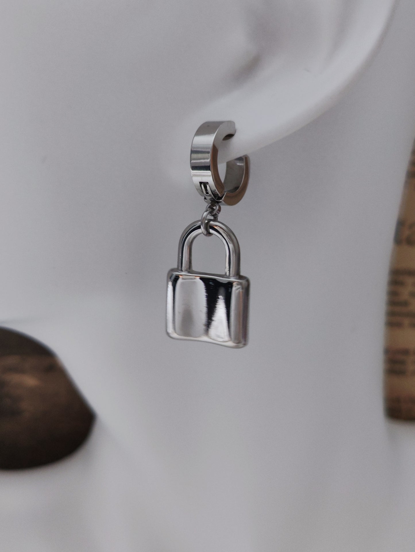 Square-shaped Lock and Key Earrings(Clips)