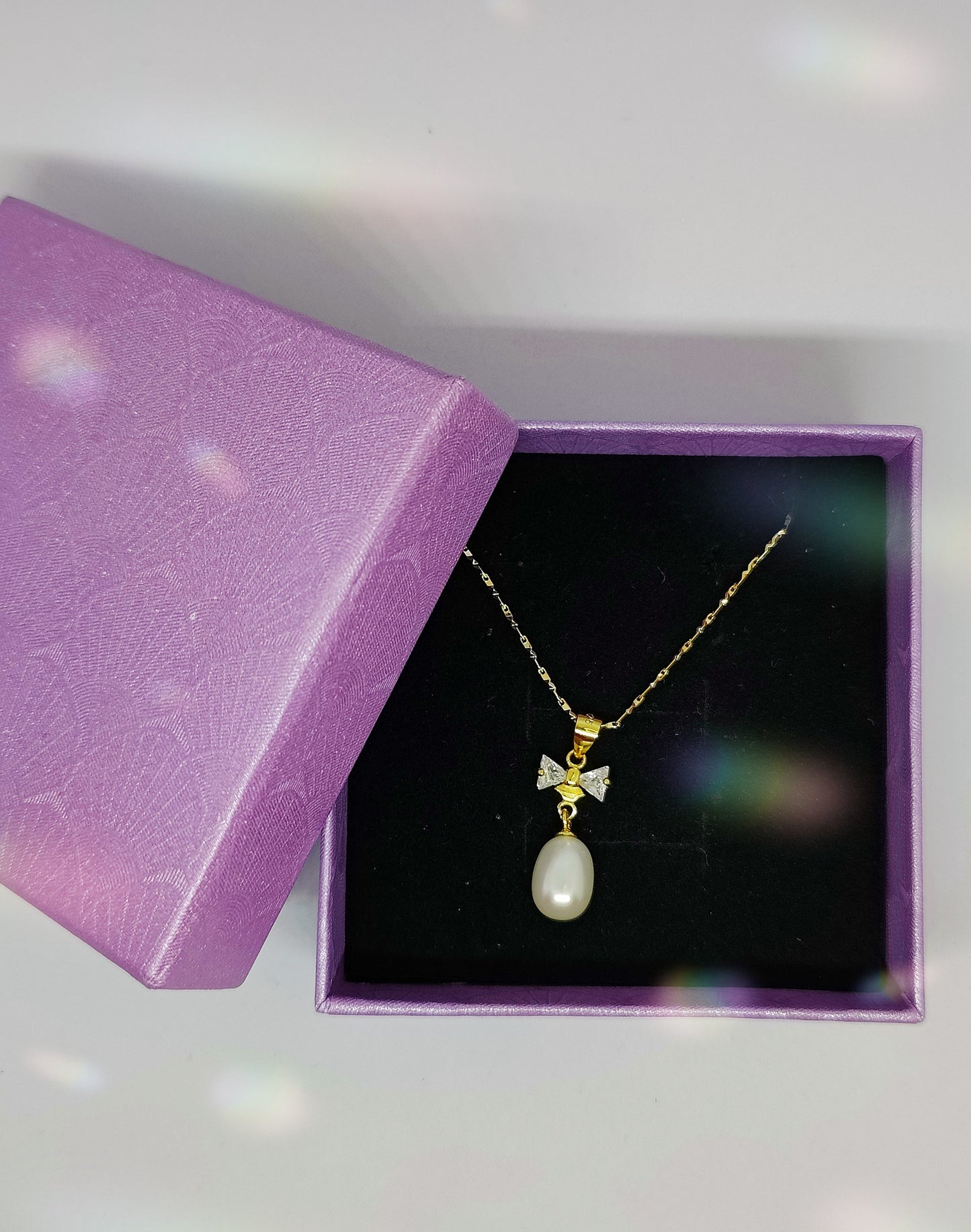 Gold-Plated Silver Necklace with Freshwater Pearl on Butterfly Base(45cm)